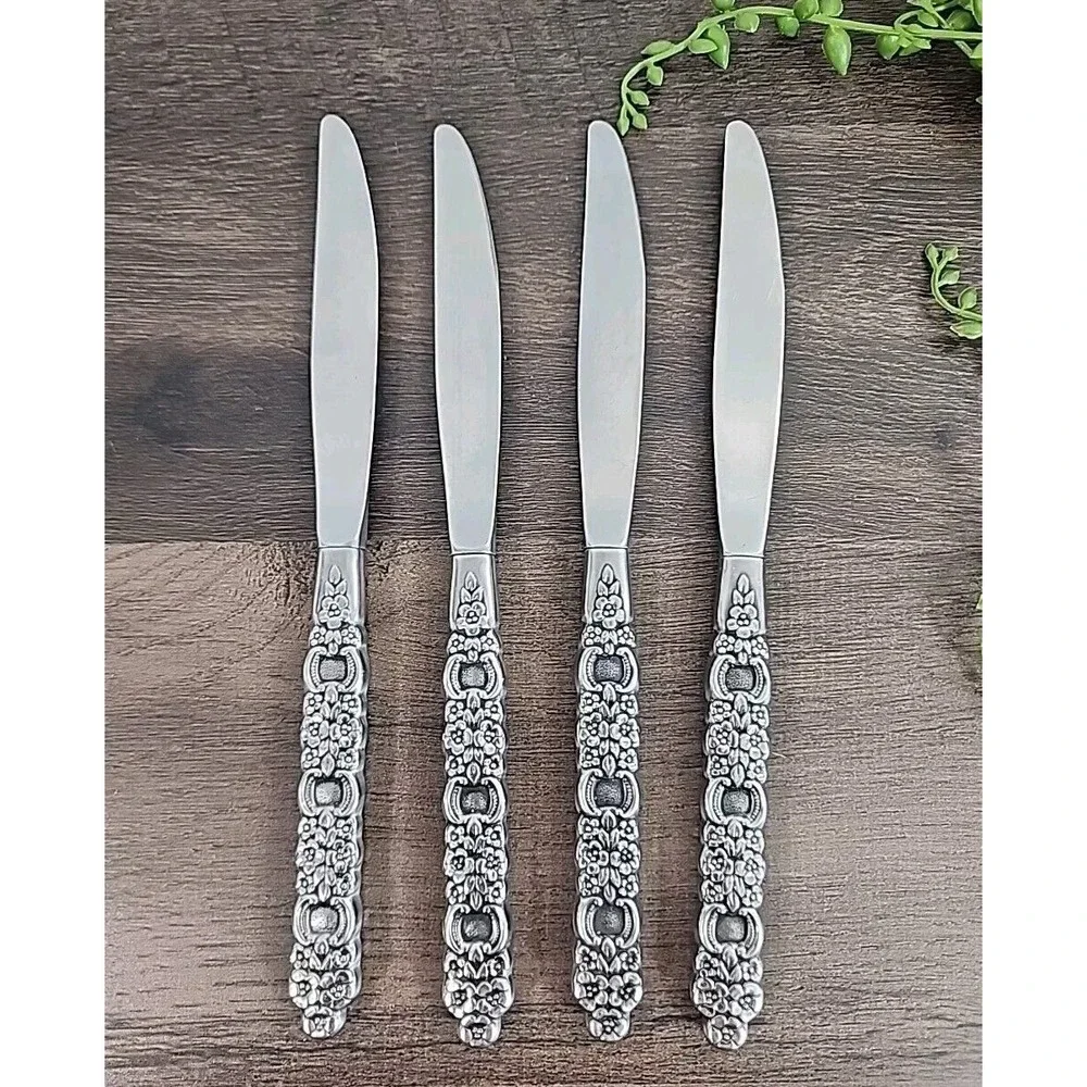 Oneida Community Stainless Table Butter Knife Knives 9 Inch 4 Pc VIOLA VOILA